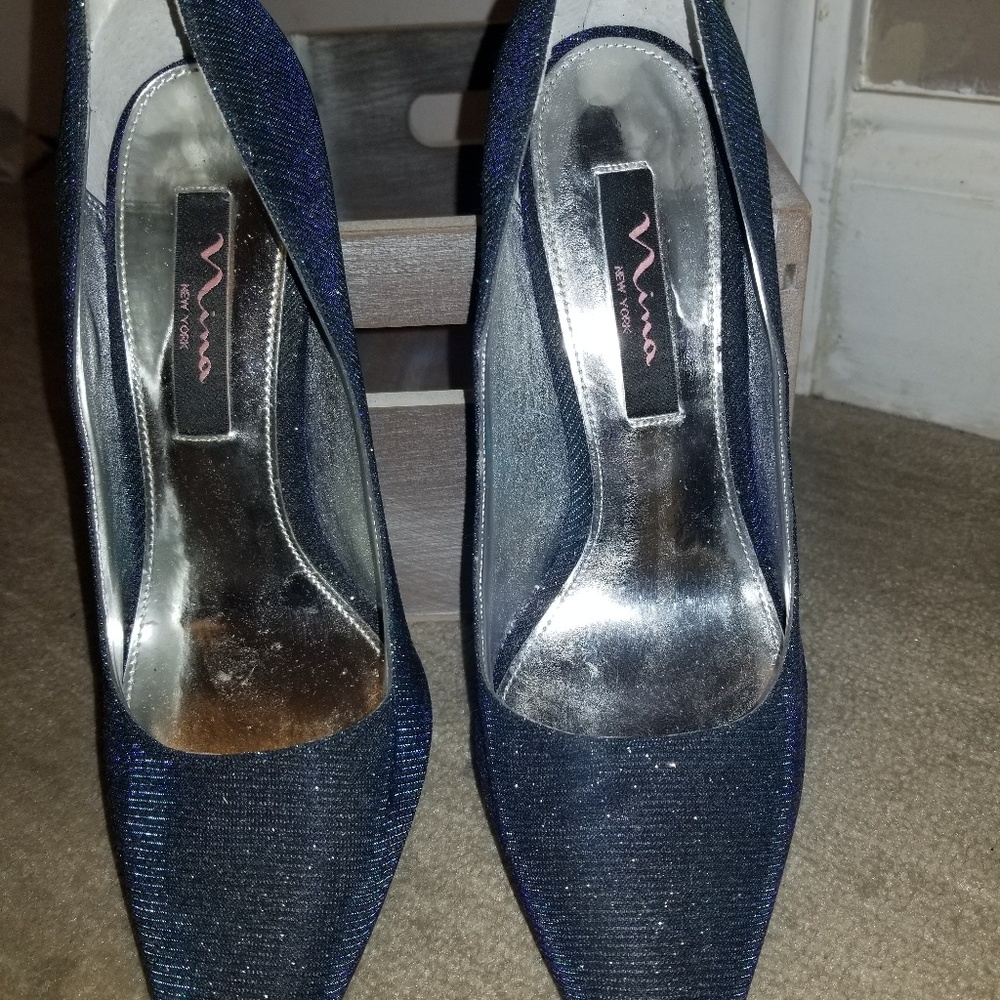 Pointy toe  pumps - Picture 5 of 5